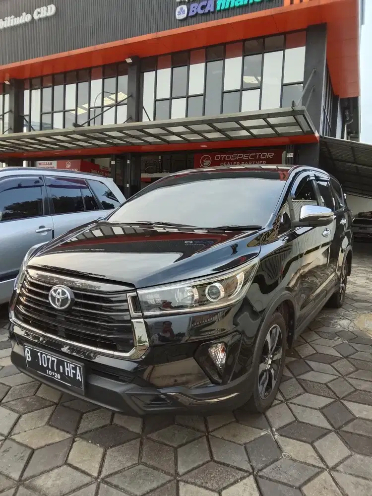 Toyota Innova Reborn Venturer Diesel 2.4L A/T 2021