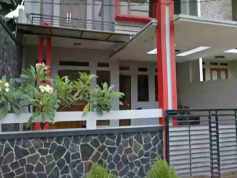 RUMAH GRESS & KINCLONG DI BILLYMOON PONDOK KELAPA