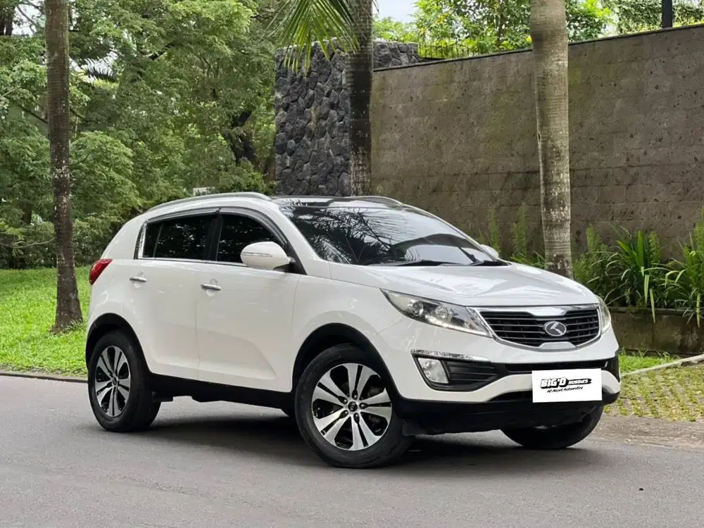 Kia Sportage EX 2013 AT Sunroof Low.KM
