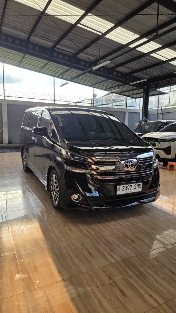 Toyota Vellfire G 2.5L A/T 2015