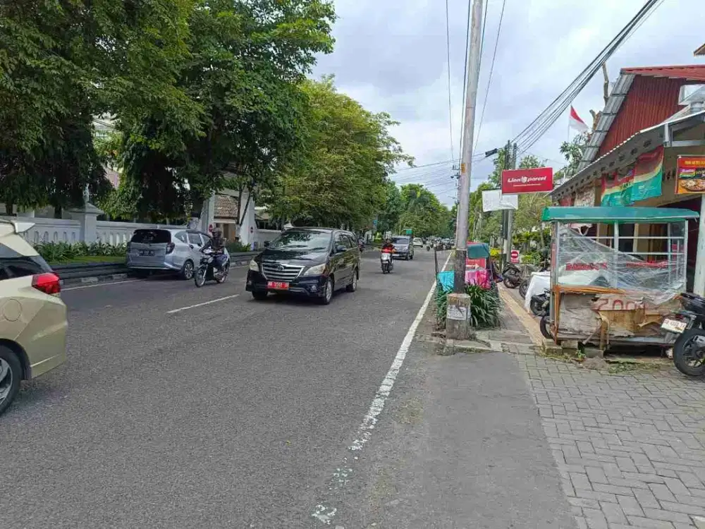 Dekat Taman Pintar, Tanah Dijual, Cocok Utk Hotel / Kantor, Tepi Aspal Lebarnya -+ 15 M