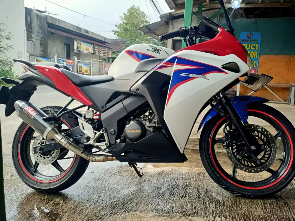 Di jual atau TT motor apasaja