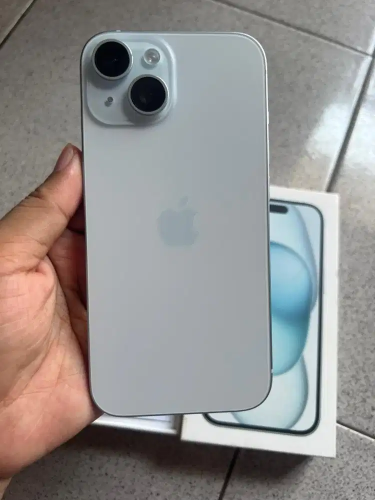Iphone 15 256 gb ex garansi ibox