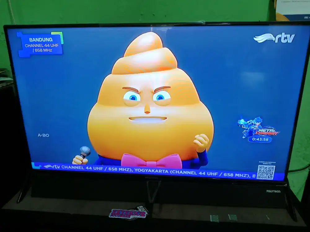 Led TV polytron 40 in sound bar,, segel garansi