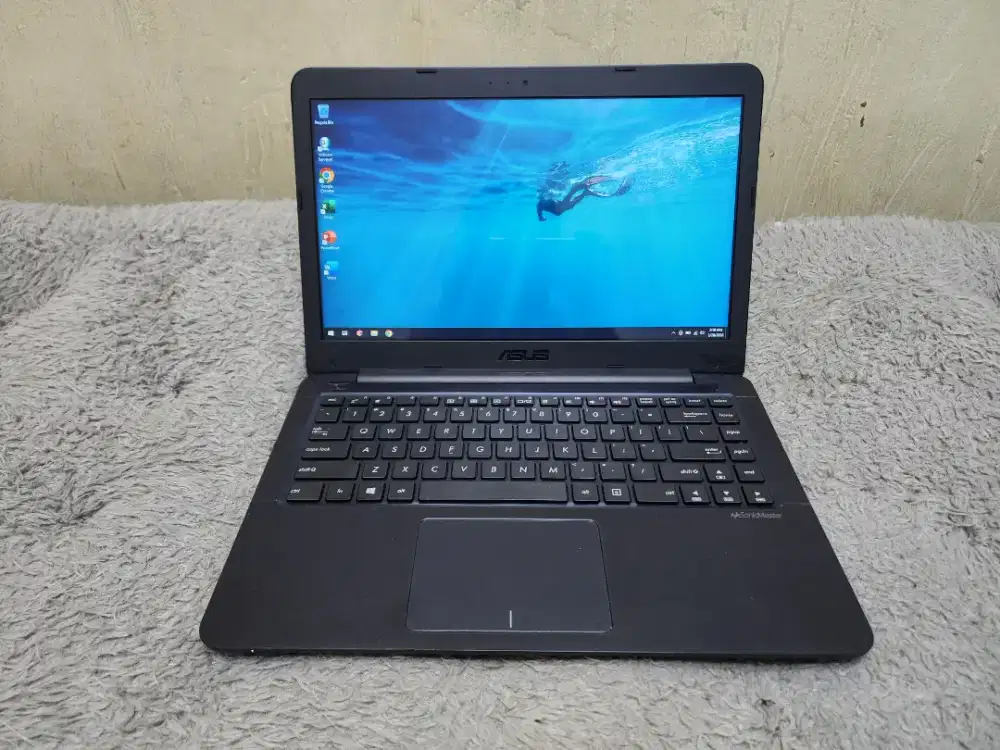 BU Laptop Asus E402Y Slim Ram 4gb Normal Tinggal Pakai
