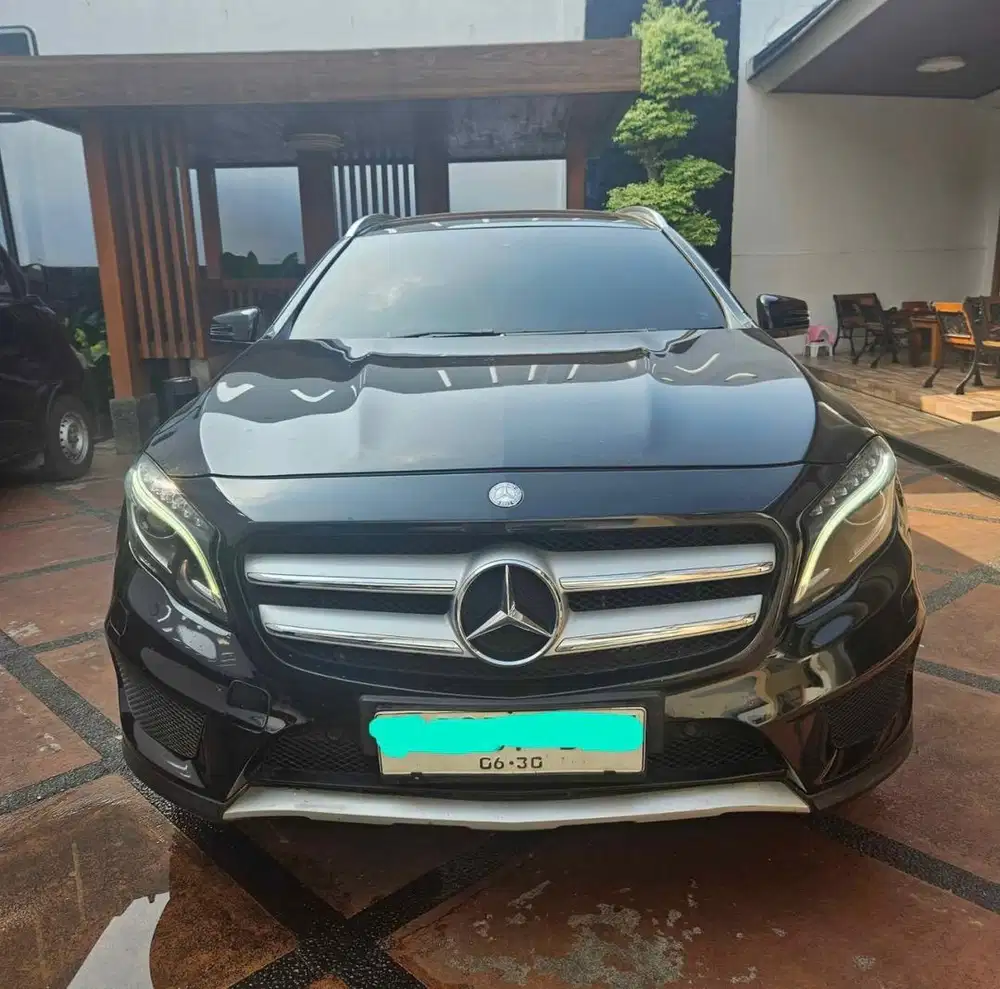 Mercedes-Benz GLA200 2017 Bensin