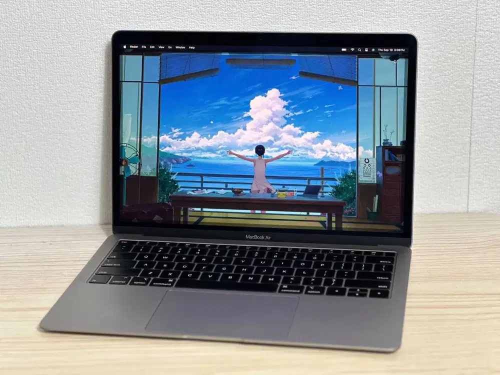 MacBook Air M1 2020 RAM 8GB SSD 256GB  – Kondisi Normal, Siap Pakai