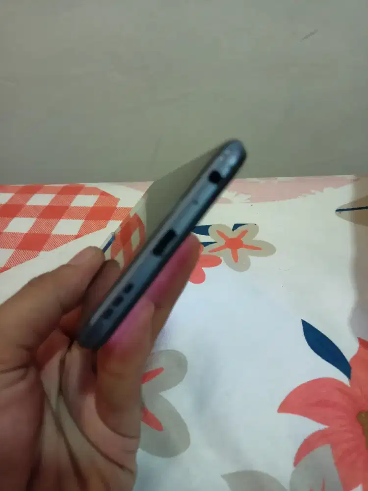 Vivo y51a 8/128 hp casan