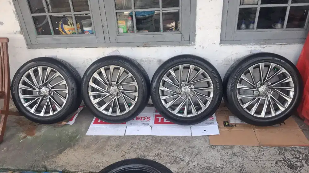 Velg lexus ring 18