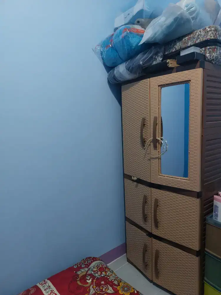 Lemari plastik 3 pintu