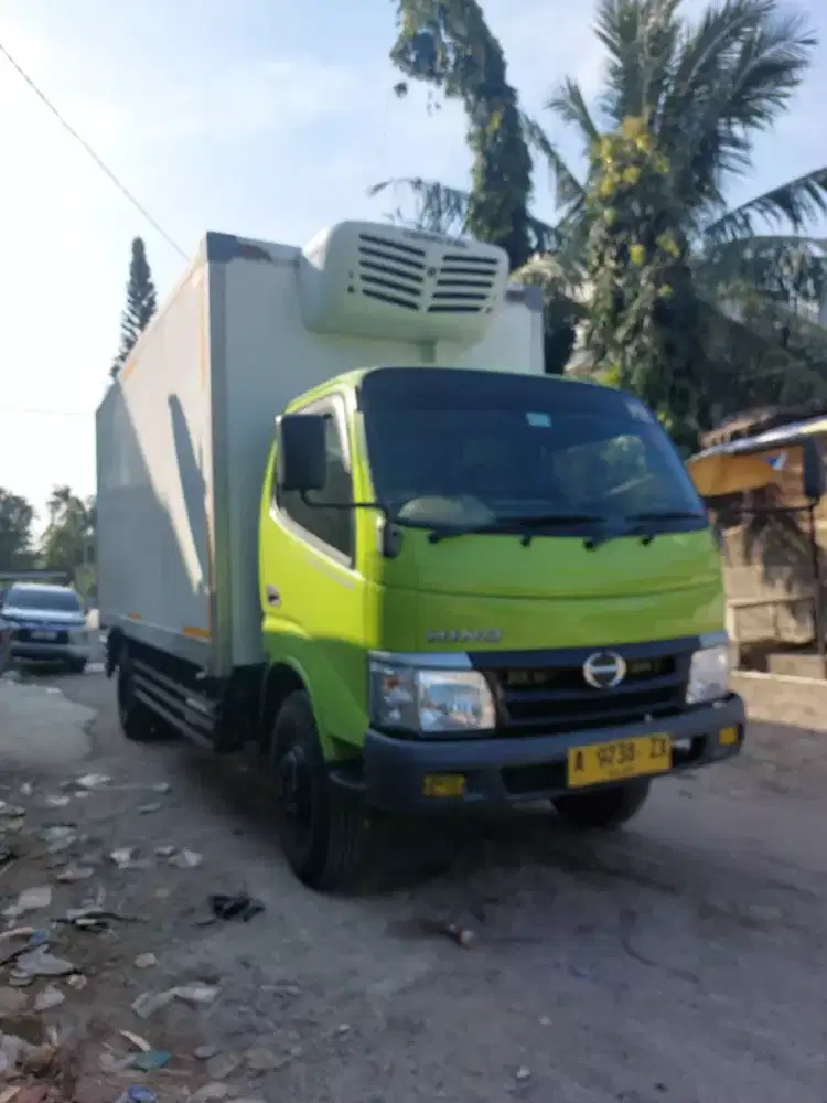 Box freezer Long frozen suhu beku Dutro 130MDL 2014 bagus siap kerja