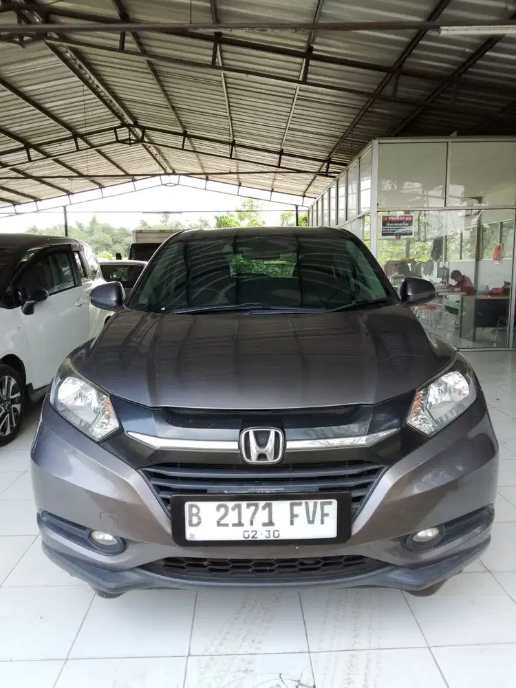 Honda HR-V S 1.5L M/T 2016