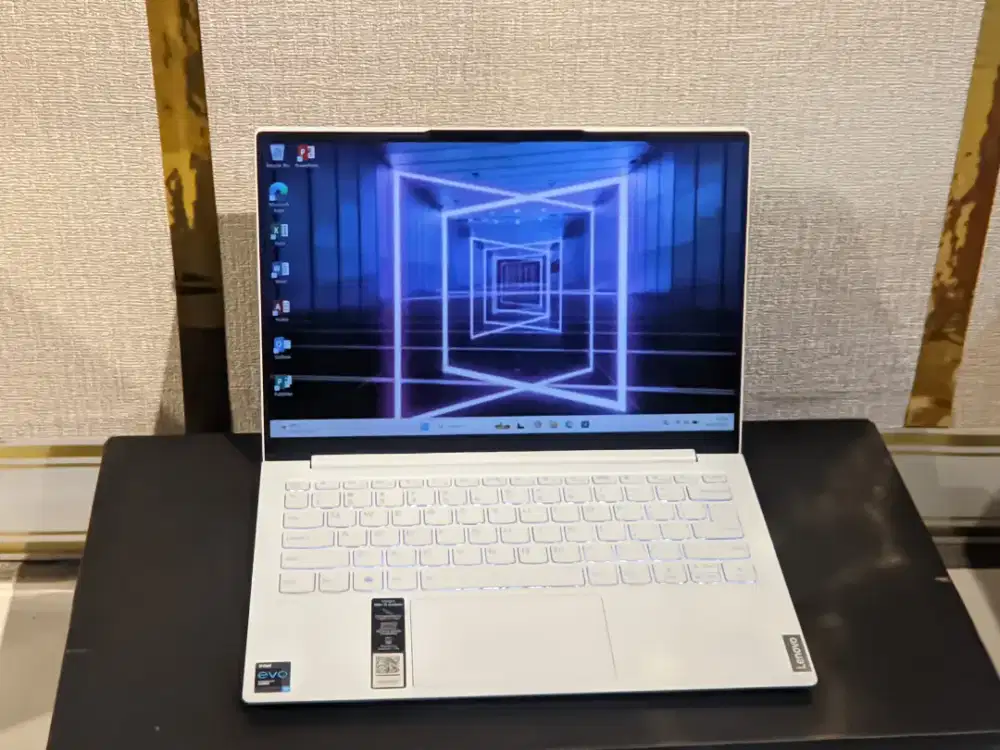 Lenovo Yoga 7i Carbon i7 1165G7 Ram 16 GB SSD 1 TB