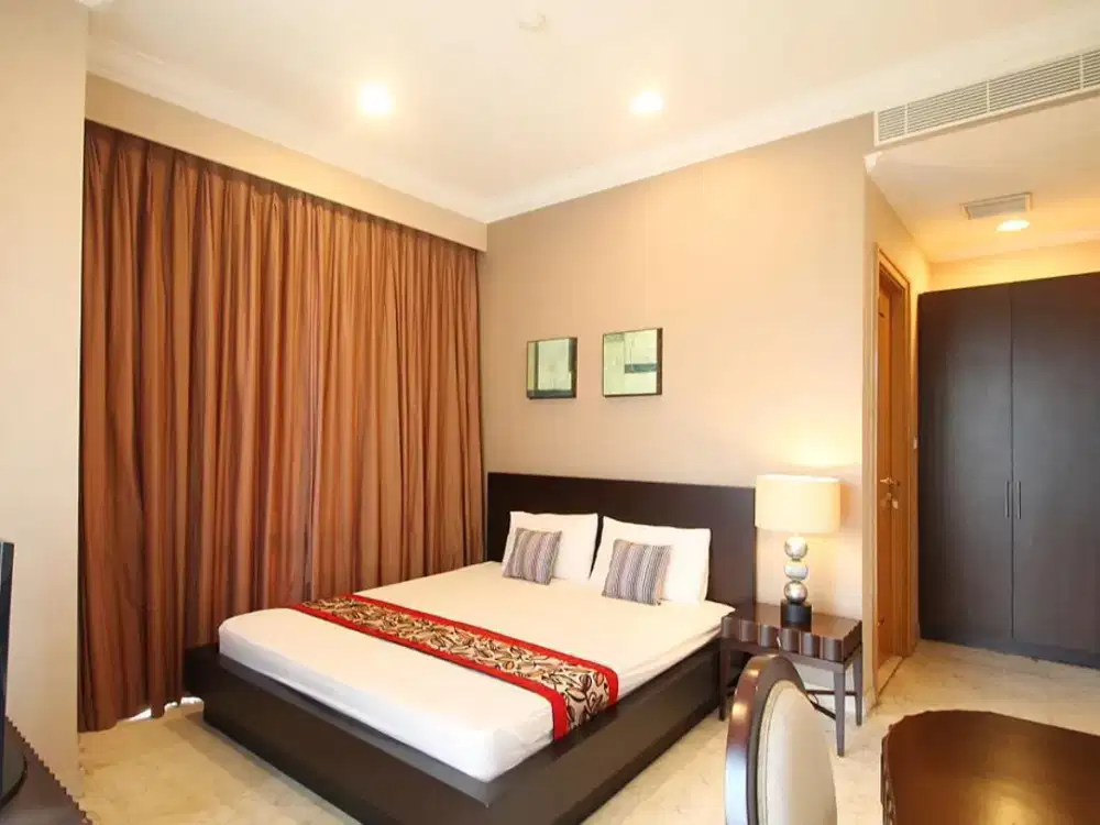 DISEWAKAN APARTEMEN SENAYAN RESIDENCE 144 m² – 3 BR, PRIVATE LIFT, FULLY FURNISHED, FASILITAS LENGKAP