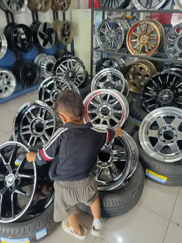 KREDIT VELG DAN BAN MOBIL