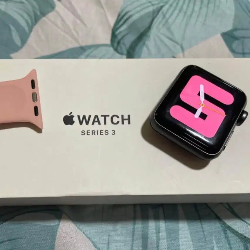 Apple Watch Series 3 - 38mm Space Gray (iBox)