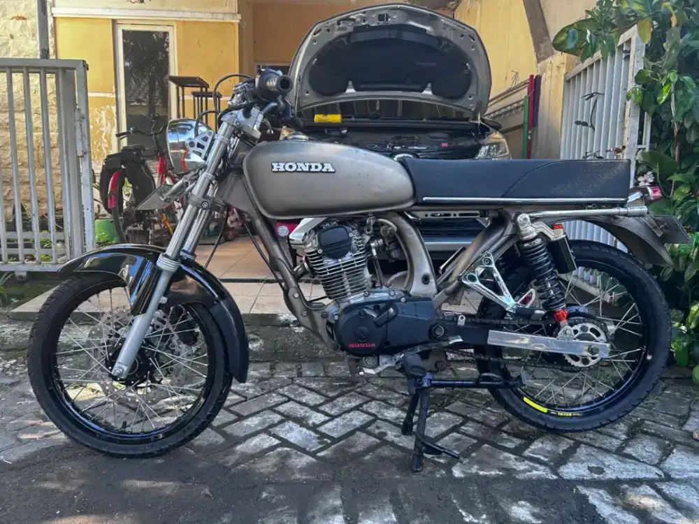 Honda CB 100 asli tahun 1978