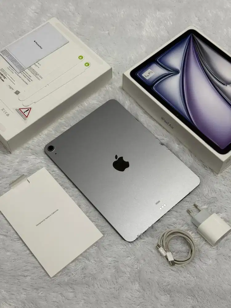 iPad Air M3 128GB Resmi iBox 11inch Garansi 5 Agustus 2026 - Grey