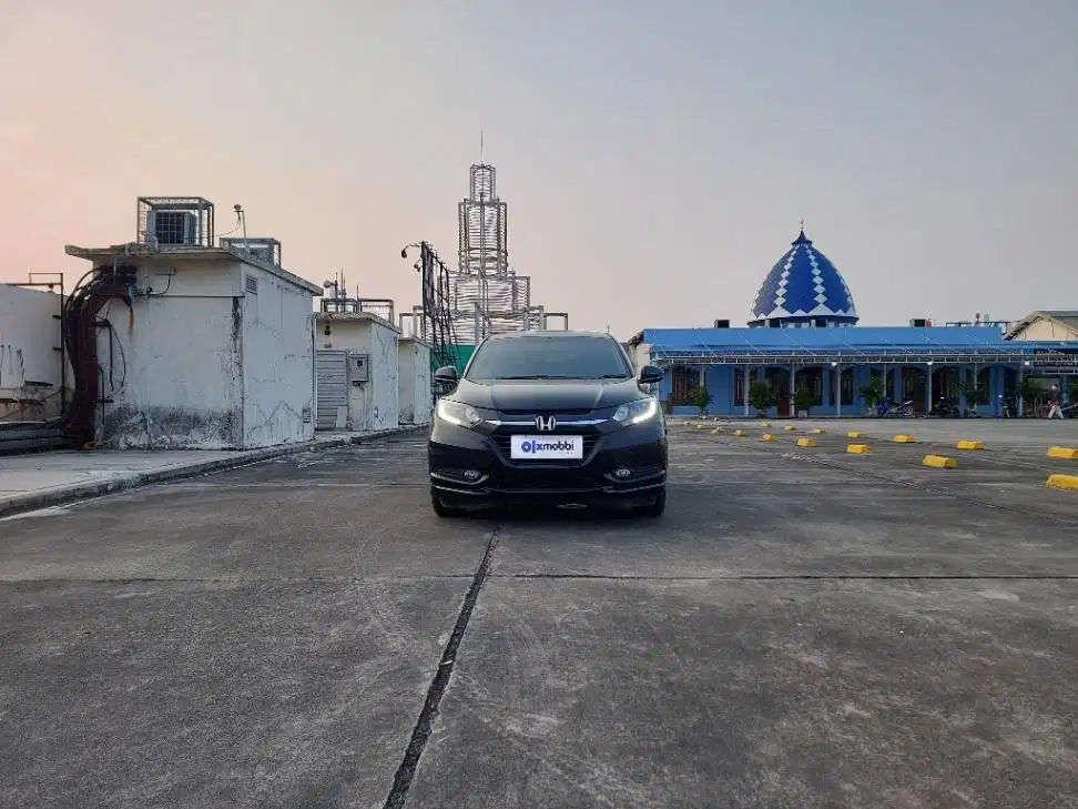 TDP 11JT, Honda HR-V 1.8 Prestige Bensin-AT Hitam 2018