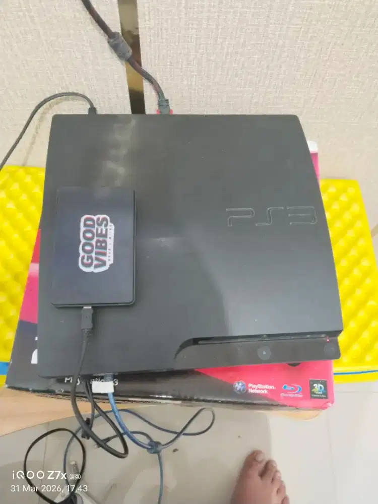 Ps3 slim seri 30 820gb