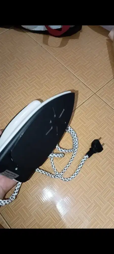 Setrika mini portabel