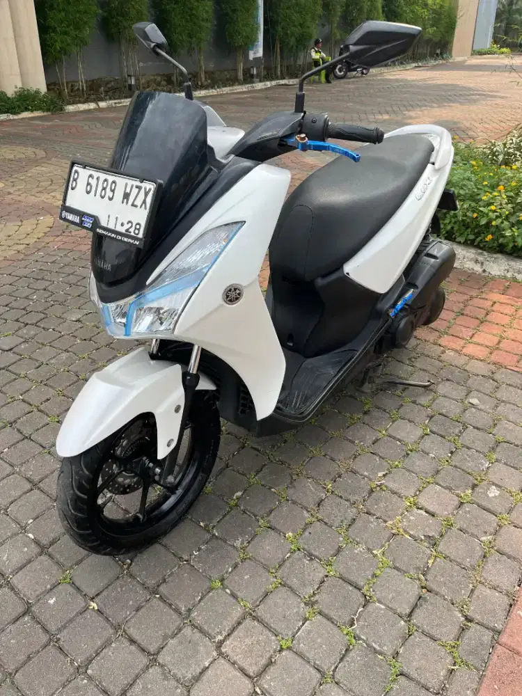 Lexi 125 Cc Kunci Putih Glossy
