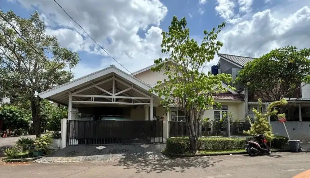 Rumah lama dekat sekolah International  Bintaro Sektor 9 PondokAren