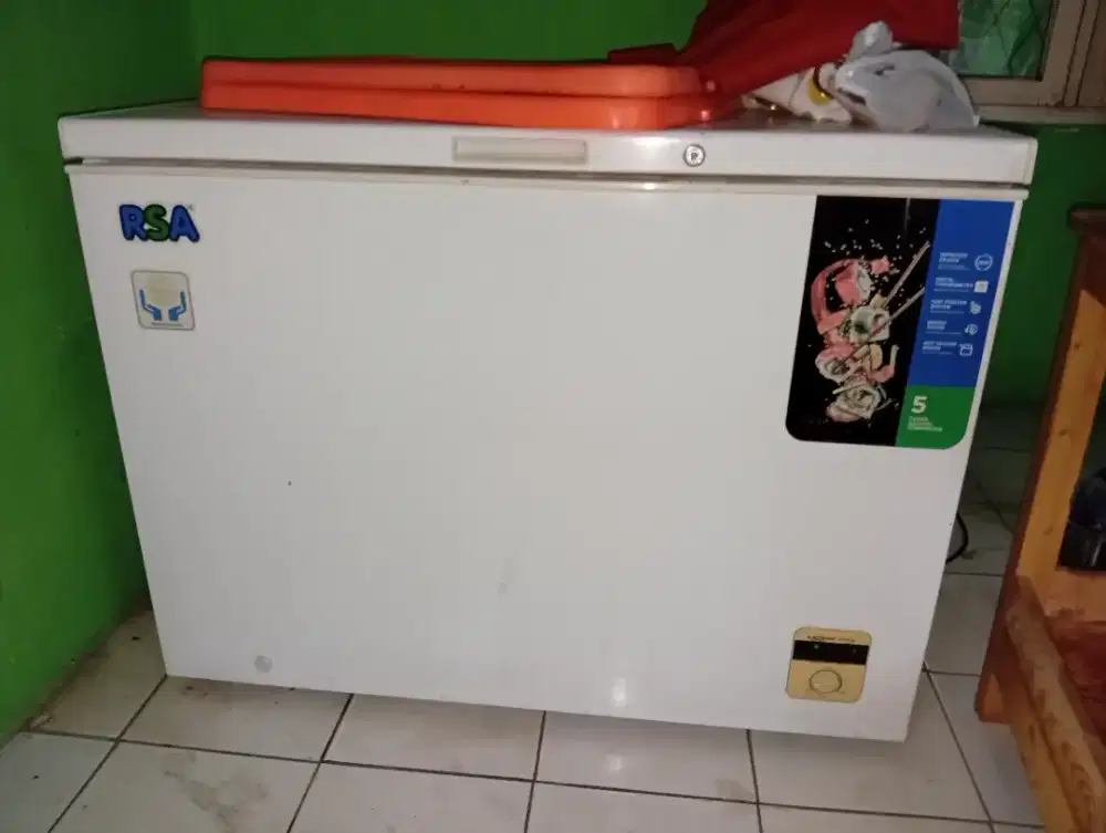Ksa freezer ukuran 300liter