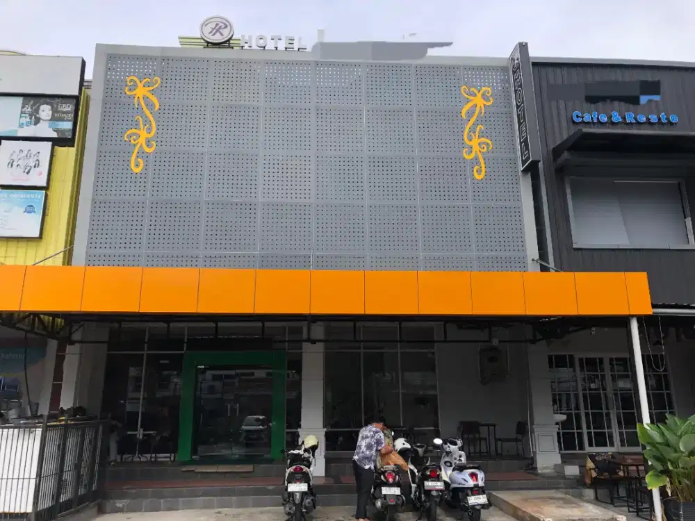 Hotel aktif lokasi strategis dekat bandara