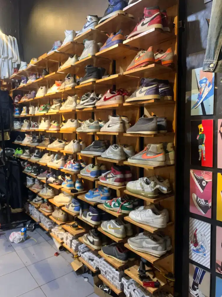 BORONGAN 150 PASANG SEPATU GRATIS SADEL SEPATU