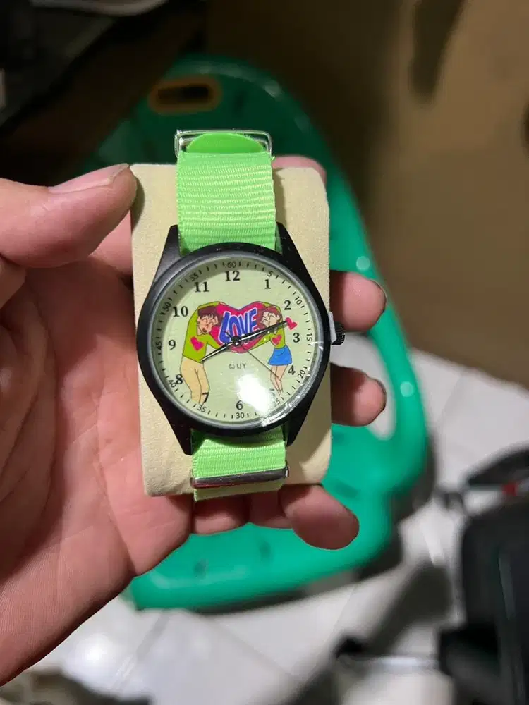 jam tangan blind box sinchan