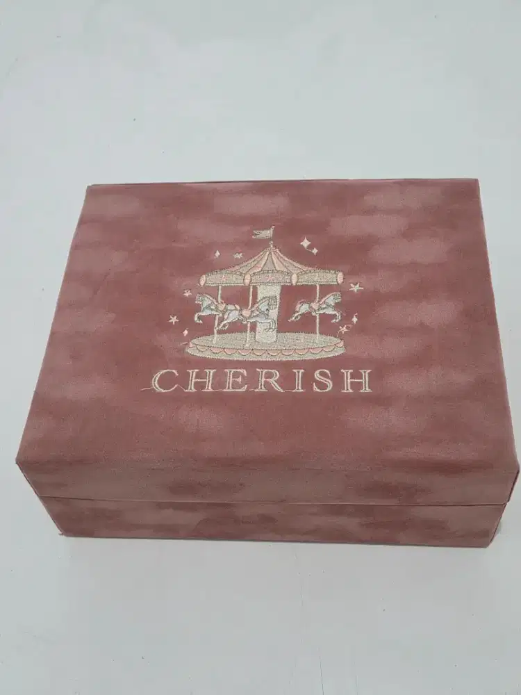 Dus Dilapis kain Beludru Berbulu Lembut Empuk