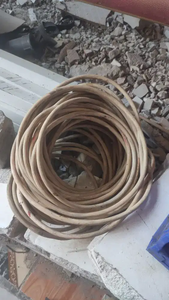 KABEL LISTRIK TEMBAGA 2x2.5 SERABUT KABELMETAL NYMHY 33 METER