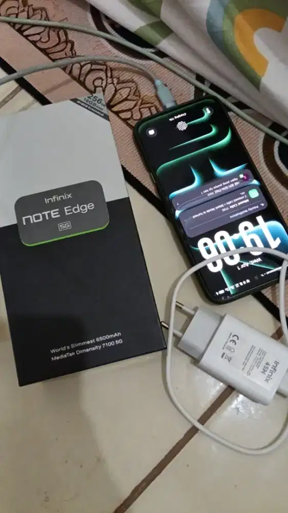 Infinix Note Edge 5G 8/256