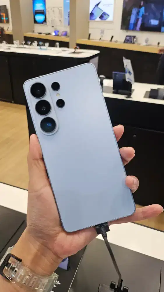 SAMSUNG S26 ULTRA FREE BUDS 4 + ADAPTER  TERMURAH