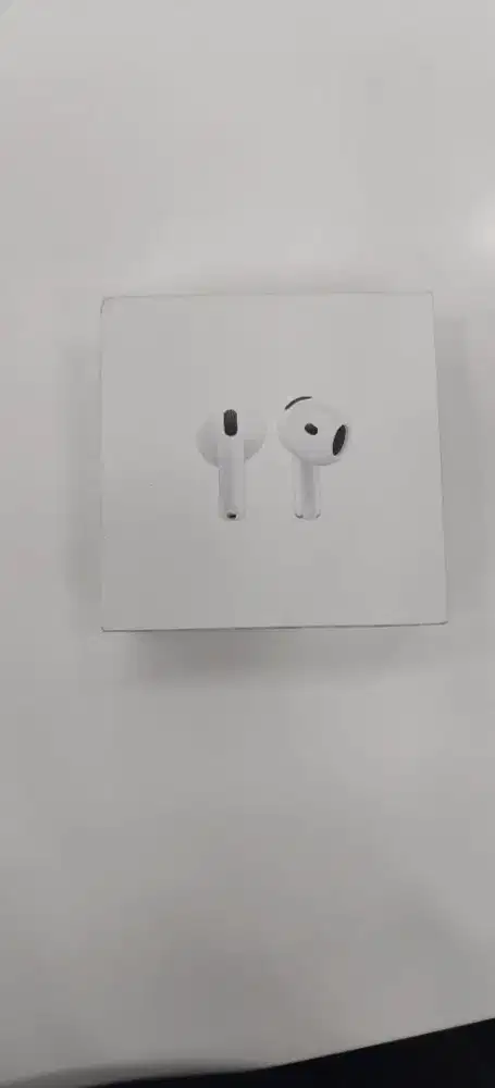 Airpods 4 brand new