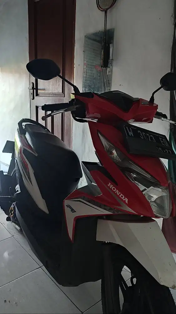 SEPEDA MOTOR BEAT 2017