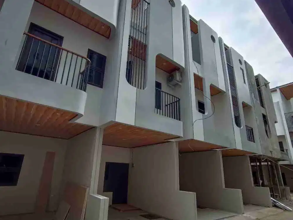 Jual Rumah Baru Di Utan Kayu Matraman Jakarta Timur (Akses 2 Mobil) Dekat Salemba