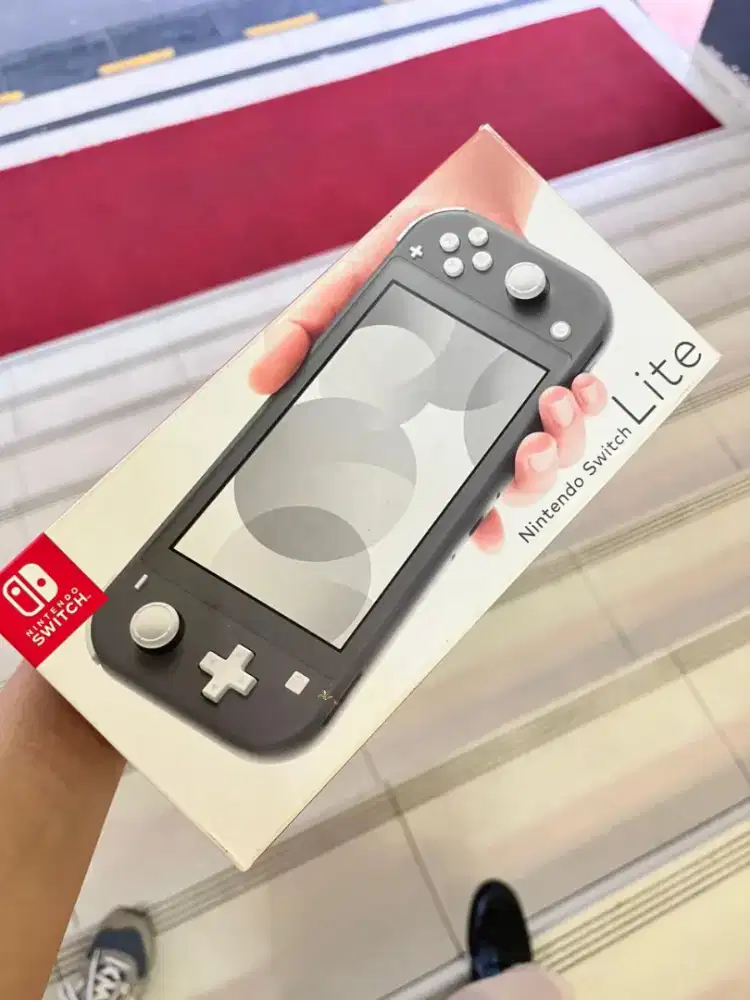 DIJUAL NINTENDO SWITCH LITE