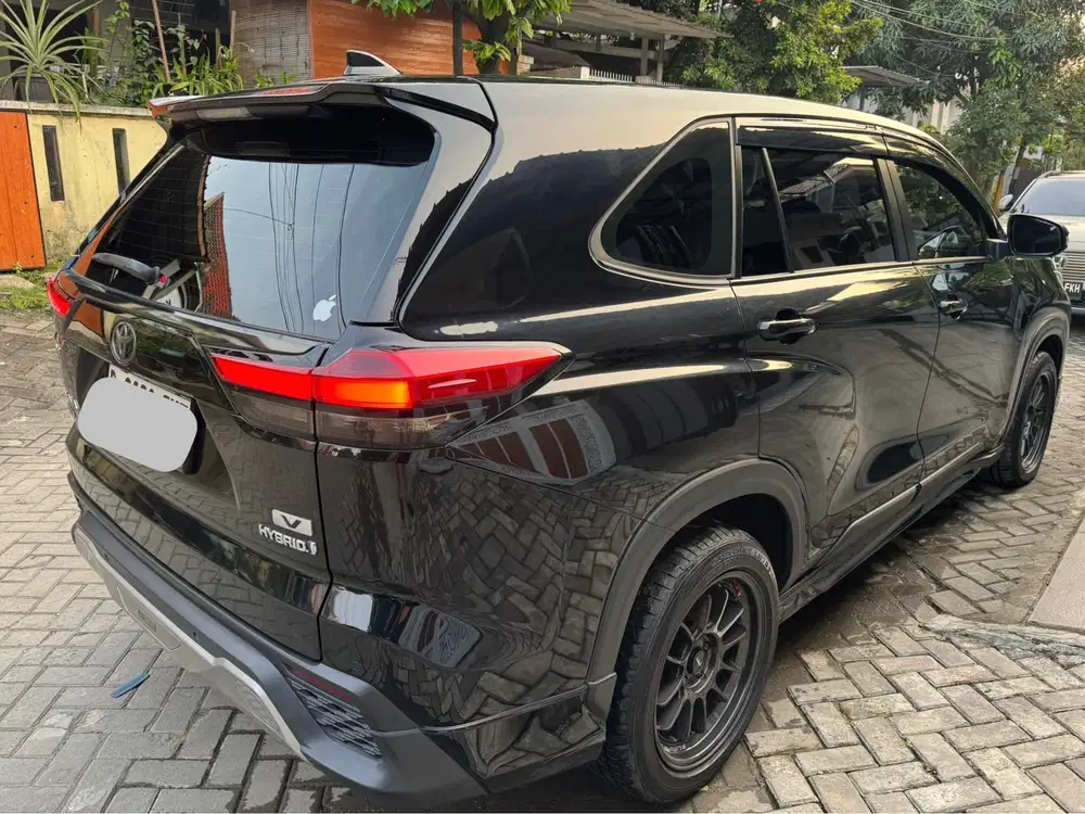 Toyota Kijang Innova 2023 Bensin