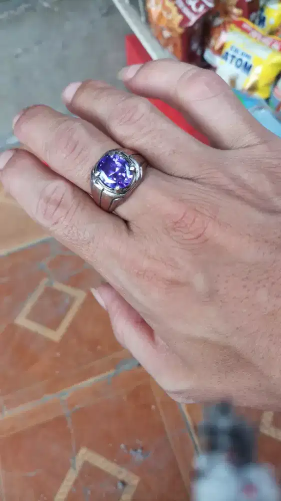 Batu akik kucubung ungu