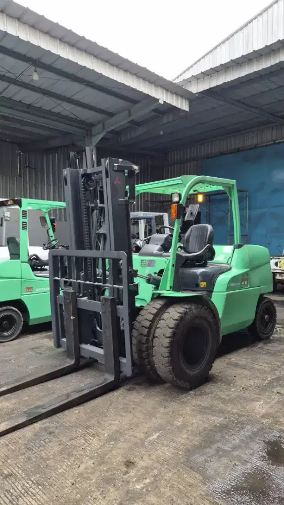 Forklift Mitsubishi 5 Ton,Matic,Tiang 3 Meter,Mesin S6S,Tahun 2018