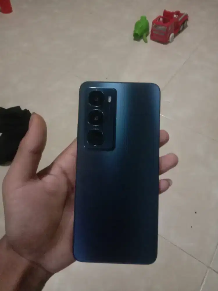 Itel city100 6+6/128