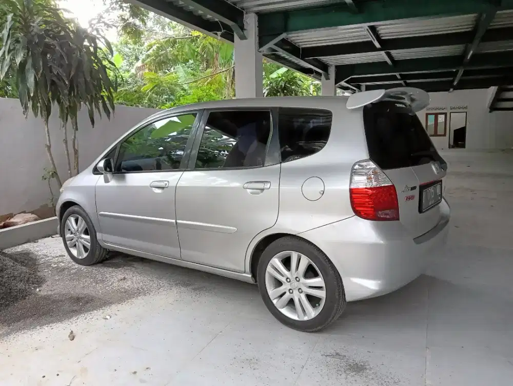 Jazz  mulus STNK  sesuai faktur