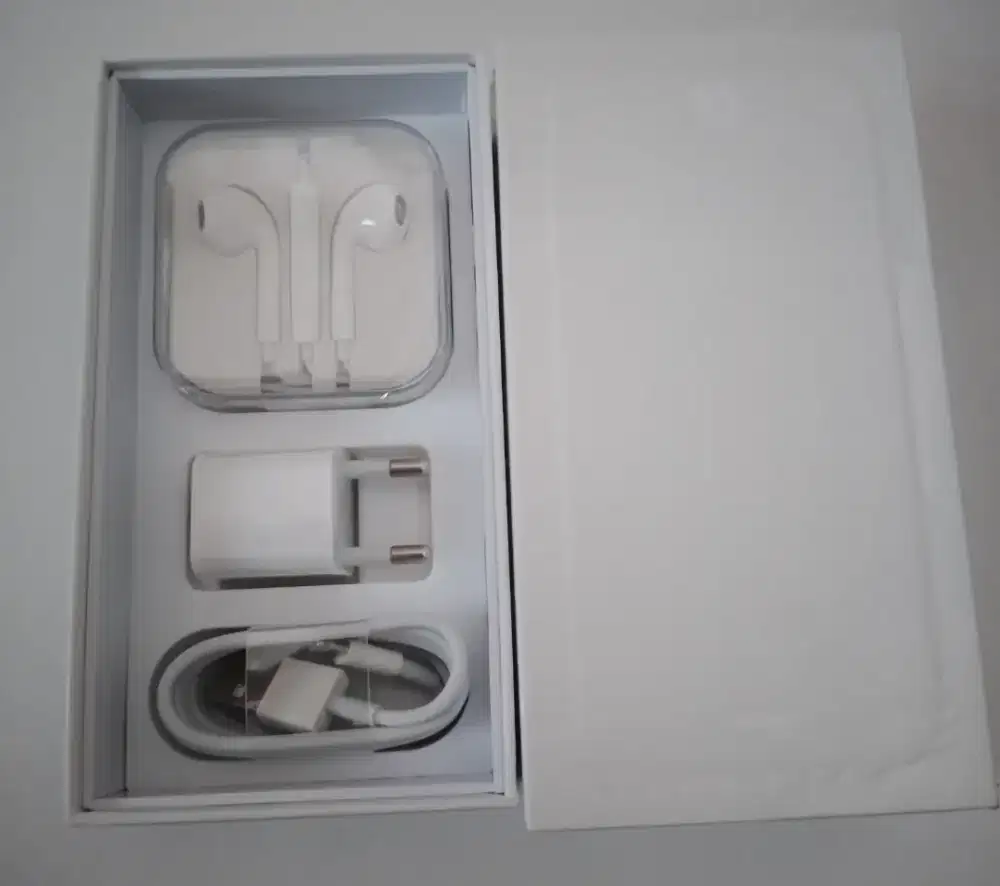 1 set charger iphone baru