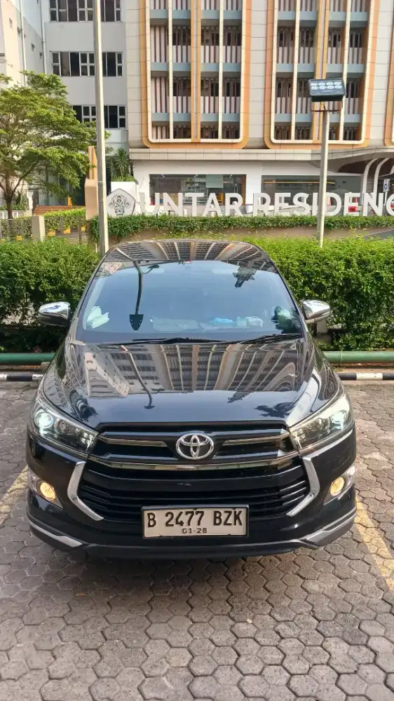 Jual Inova Venturer bensin hitam