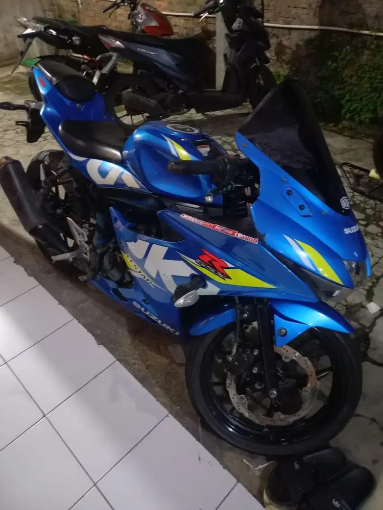 Gsx 150 estar plat D