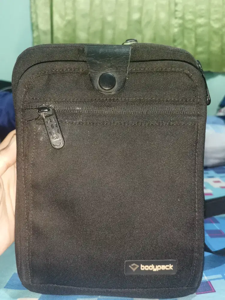 Tas Selempang Pria Bodypack