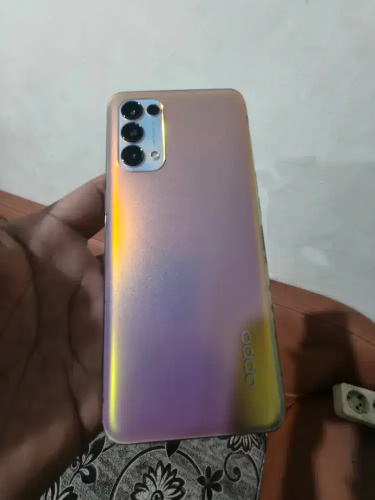 DIJUAL OPPO RENO 5 RAM 8+4/128 LENGKAP DAN MULUS GAN