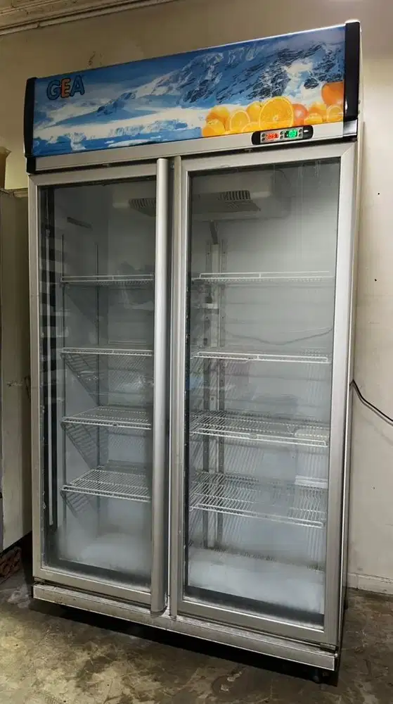 Showcase Chiller GEA 2 Pintu Bekas